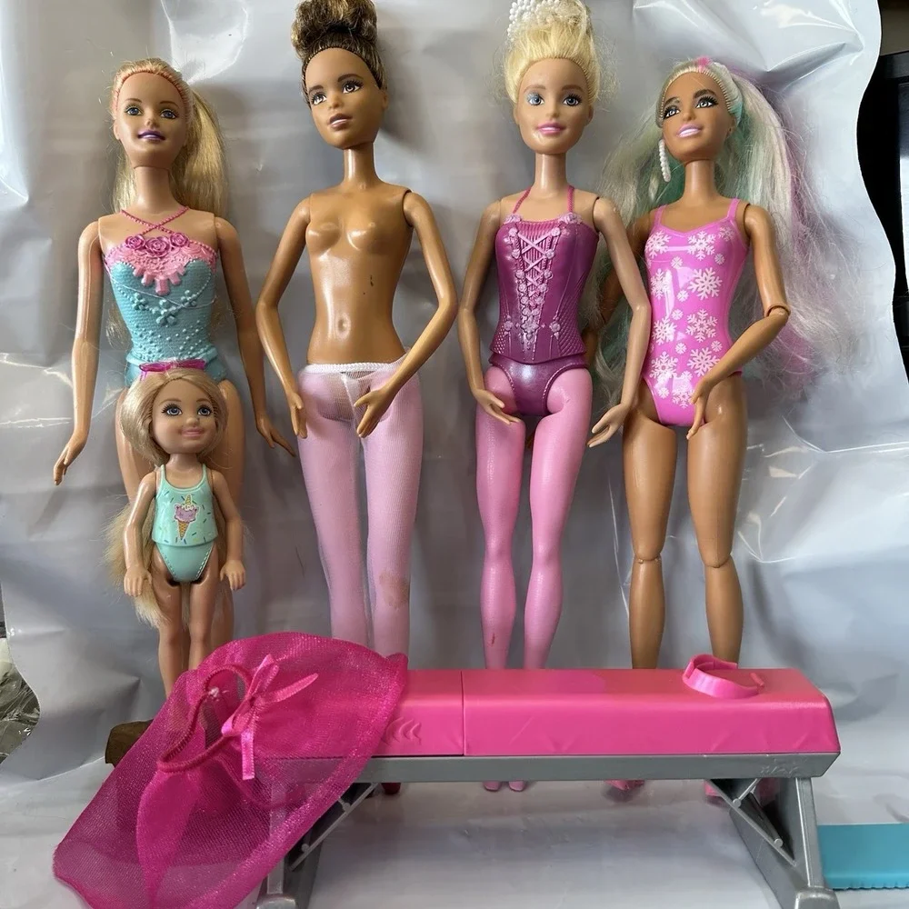 Barbie Mattel Fashionistas Ballerina Styles Lot‎ of 5 With Balance Beam Ballet